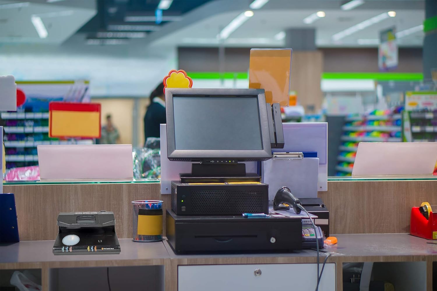 Royal Sovereign Four-Way Countertop Counterfeit Detector (RCD-3000) : Office Products