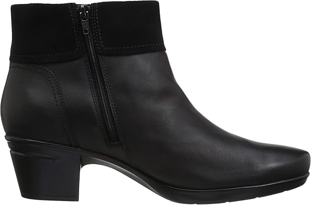 clarks women's emslie twist fashion boot
