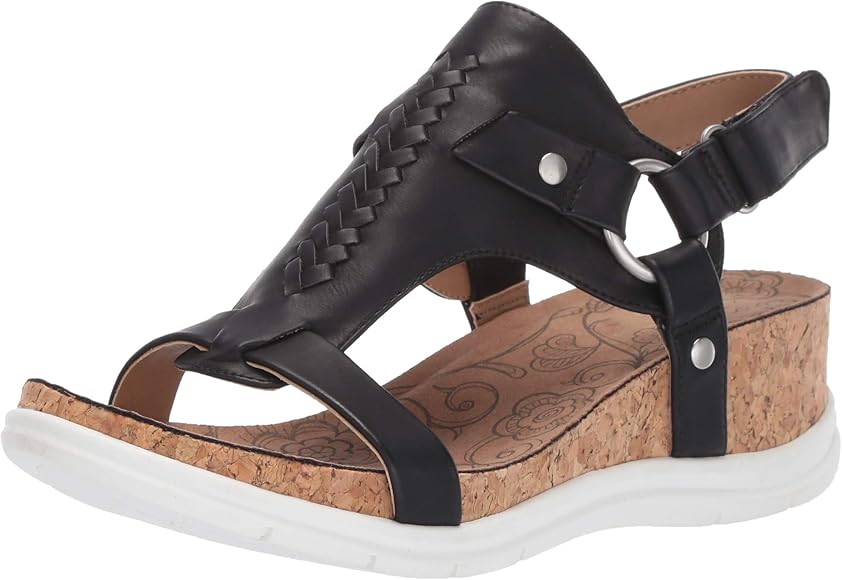 mootsie tootsie wedge sandals