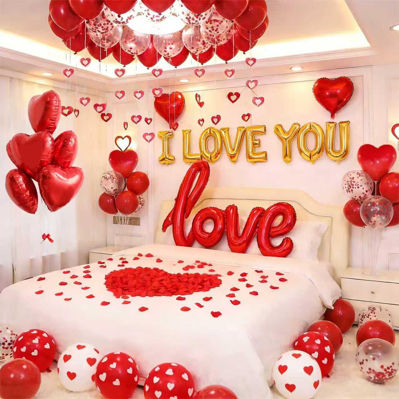 Photo 1 of 1060PCS Valentine's Day Balloons Kit with 1000 Pcs Silk Rose Petals I Love You Balloons 50Pcs Heart Hanging and Heart Print Balloon Set for Valentine's Day, Wedding Party Decorations Supplies
