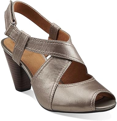 clarks artisan peep toe