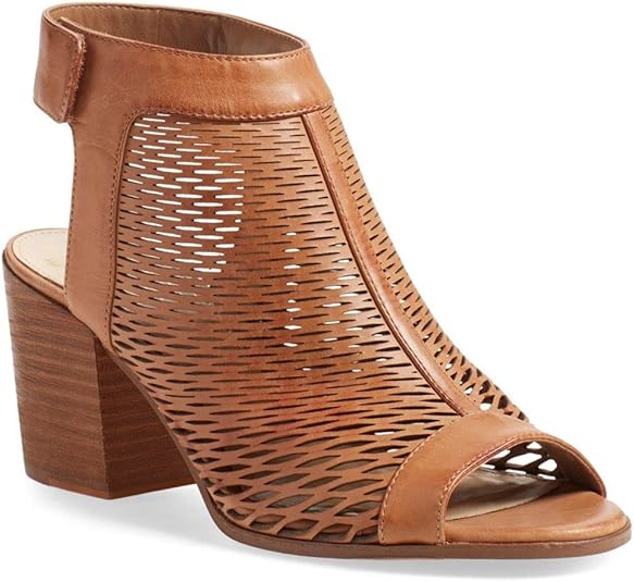 amazon vince camuto booties