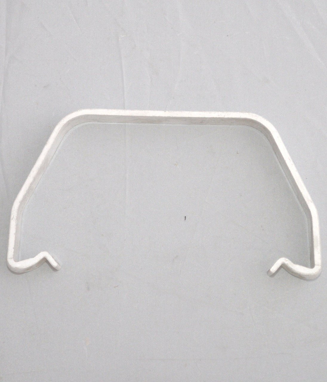 Pack of 4 x FLOPLAST Spare Gutter Clips for 114mm Square Line guttering (Black)