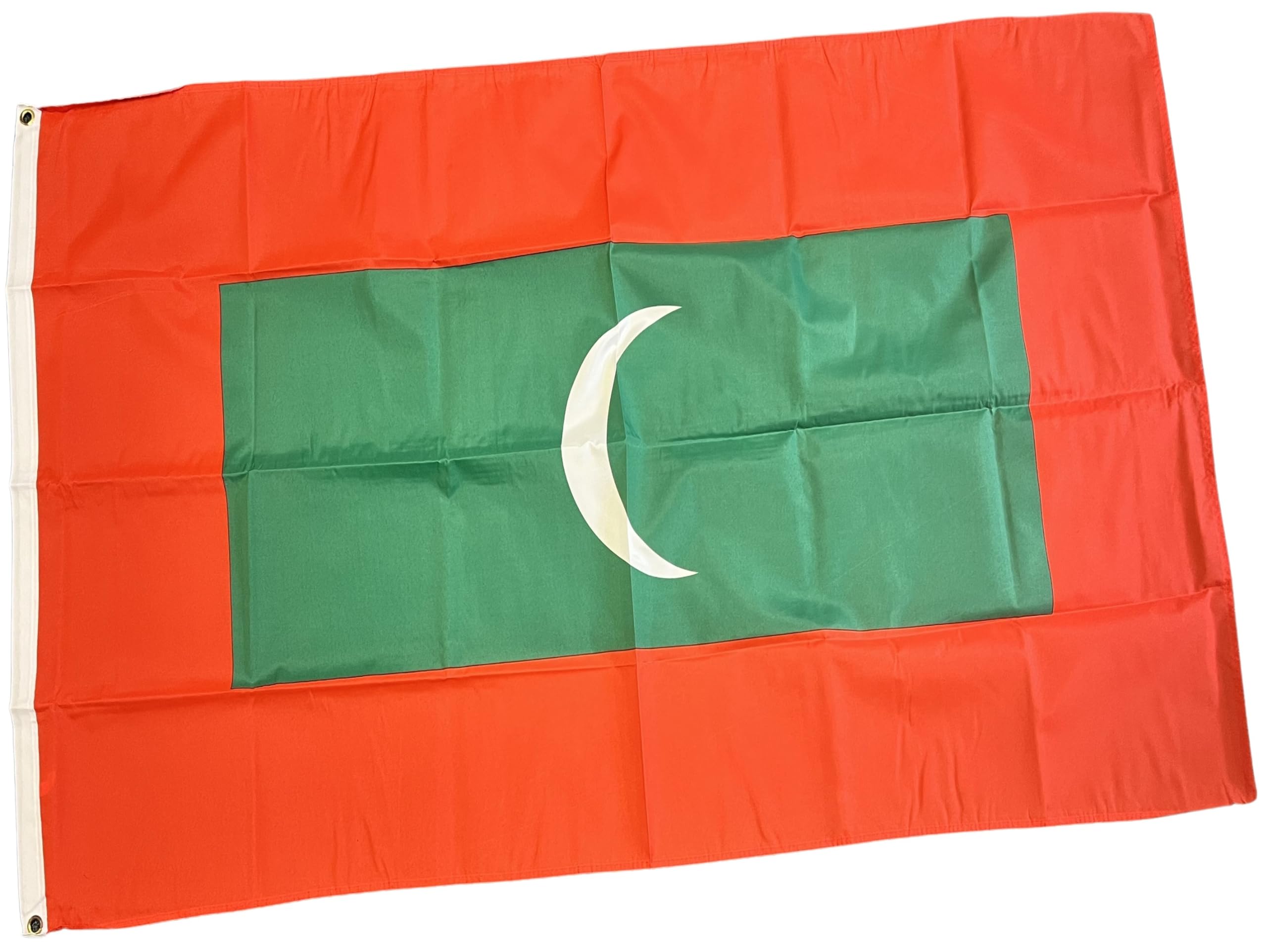NWFlags Maldives Flag 3ft x 2ft 75d Premium Polyester Suitable For Flagpoles | Strong Polyester 3x2 foot material flag with Eyelets