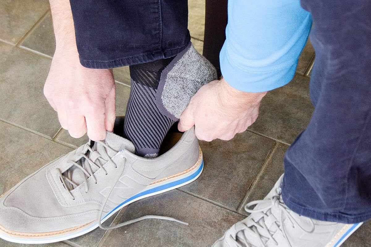 OS1st WP4 Wellness Performance Socks ideal for diabetics, sensitive feet and circulation support: Clothing