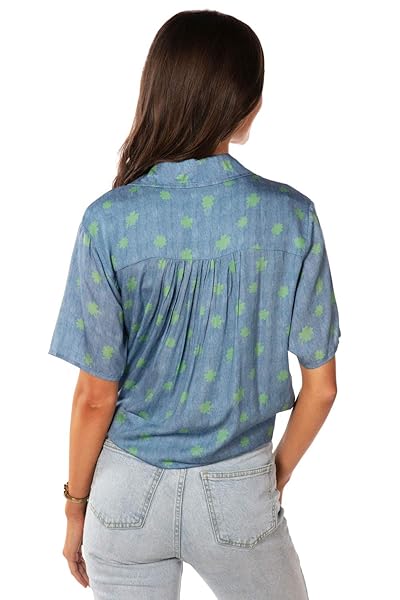 TIPSY ELVES CHAMBRAY CLOVER TIE-FRONT WOMEN’S SHORT SLEEVE BUTTON-DOWN HAWAIIAN SHIRT WITH GREEN CLOVER DESIGN SIZE S