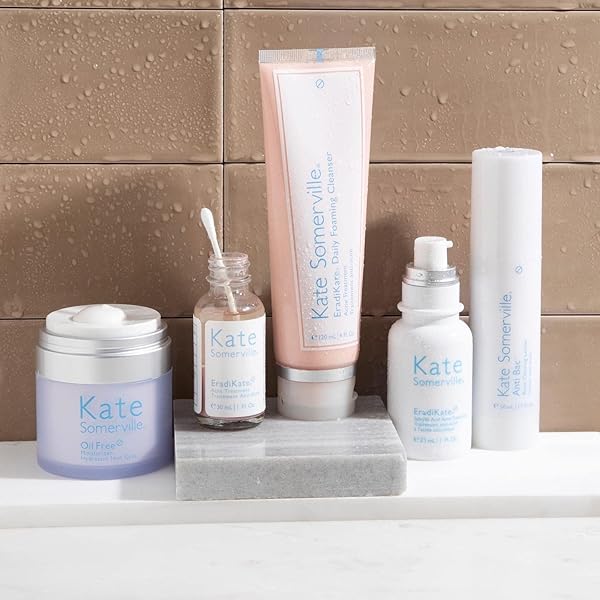 KATE SOMERVILLE OIL FREE MOISTURIZER – CLINICALLY FORMULATED FOR OILY SKIN – LIGHTWEIGHT, HYDRATING DAILY OIL CONTROL FACE CREAM, 1.7 FL OZ