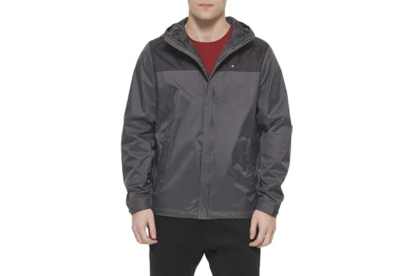 Tommy Hilfiger mens Lightweight Breathable Waterproof Hooded JacketJacket