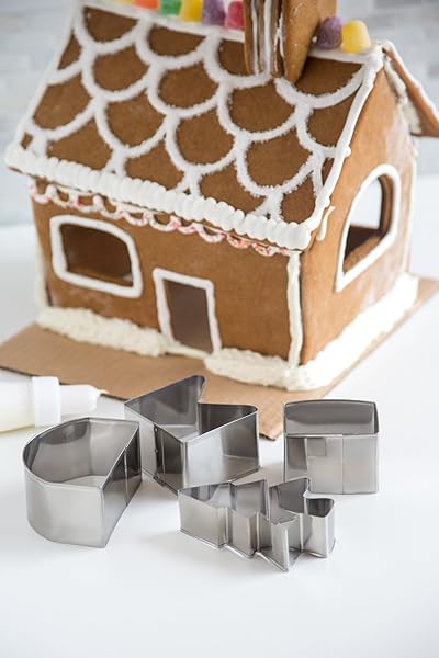 FOX RUN GINGERBREAD HOUSE COOKIE CUTTER BAKE SET