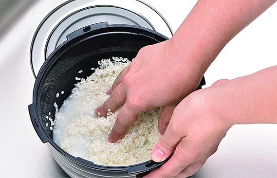 Amazon カクセー 炊飯器 電子レンジ調理器 3合炊き ブラック 約直径 高さ12cm 紀州備長炭入り 満水容量約2 2l 吹きこぼれ防止 電子レンジ調理用品 オンライン通販 Amazon カクセー 炊飯器 電子レンジ調理器 3合炊き ブラック 約直径 高さ12cm 紀州備長炭入り 満水容量約2 2l 吹きこぼれ防止 電子レンジ調理用品 オンライン通販