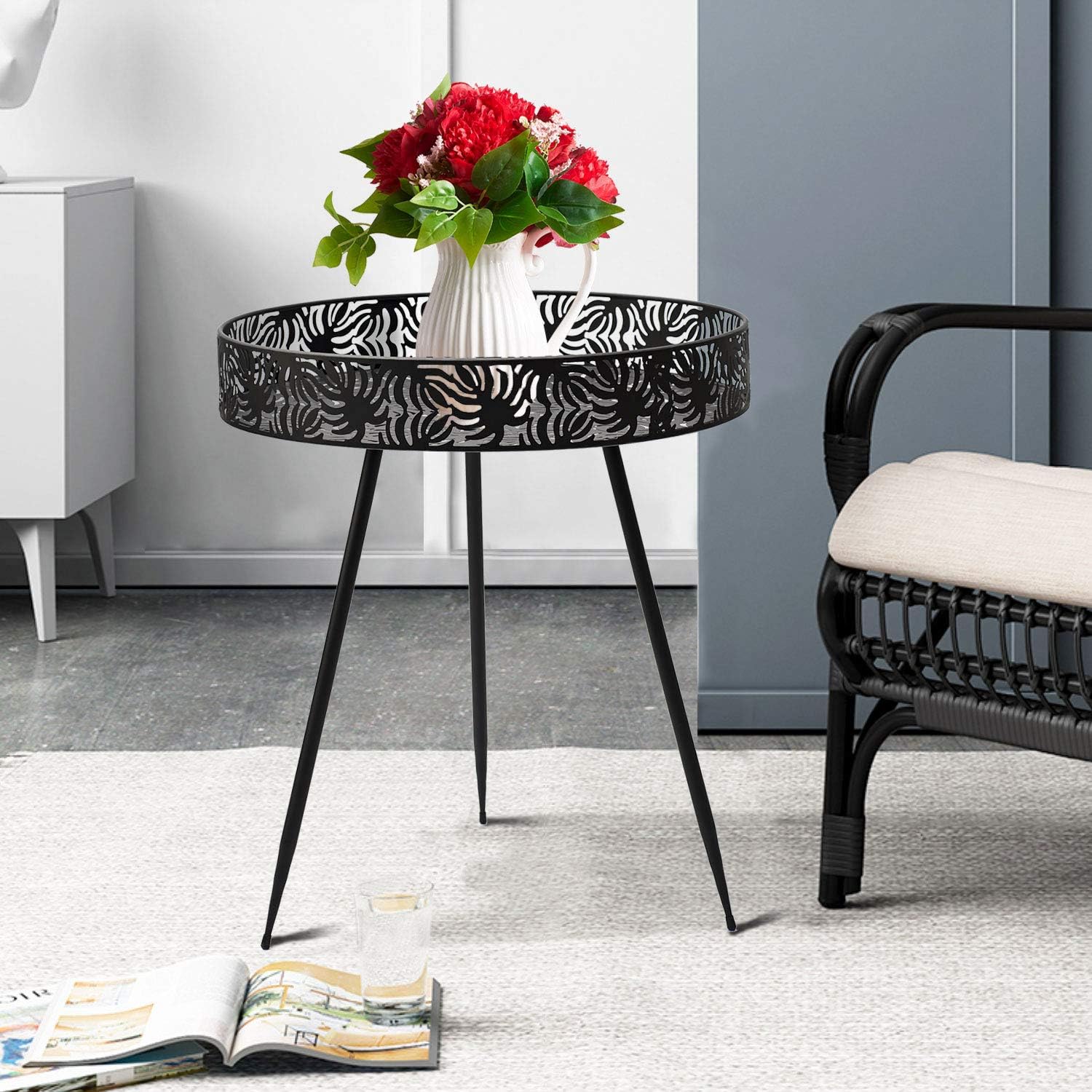 Donosura Side Table Plant Table 16 Inch End Table Indoor Outdoor Coffee Table Perfect for Picnic Food Kitchen Bedroom Graden Patio, Black Metal Round : Garden & Outdoor