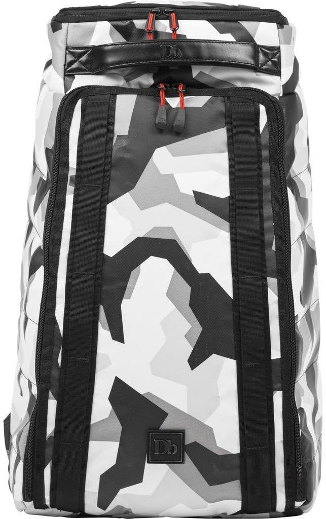The Hugger 30 L Casual Daypack