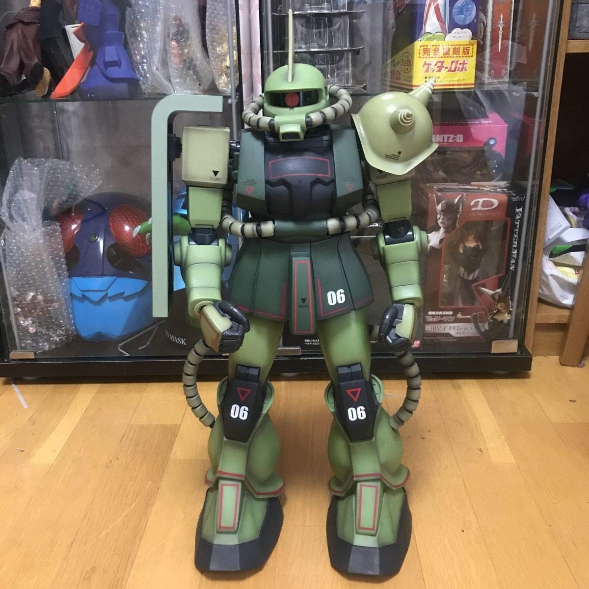 ジャンボグレード 機動戦士ガンダム 量産型ザク リアルタイプカラー 1 35スケール 高さ約50cm 特大 巨大 大型フィギュア Qqoo フィギュア ドール 通販 Amazon