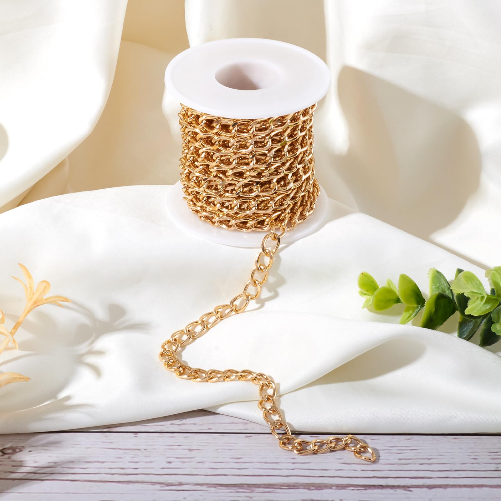 Craftdady 16.4 Feet Aluminum Curb Chain Link Gold Twisted Cable Cross Chain Unwelded 10x6.5mm with Spool for Bracelet Necklace Tassel Earring Jewelry Making