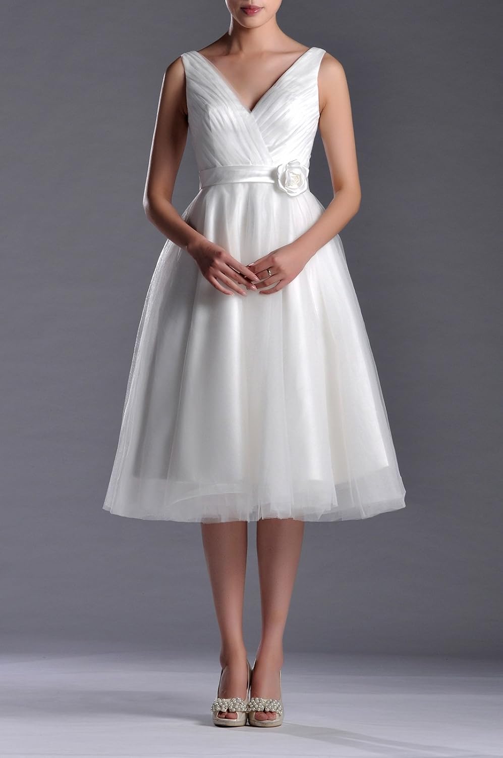 Wedding Dresses V-Neck Bridal Gowns Simple A-line Tea Length Wedding Dress Bride Short at Women’s Clothing store