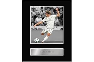 Luka Modric RM Pre Printed Signature Signed Mounted Photo Display #11 Printed Autograph Picture 10x8 Inch Mount