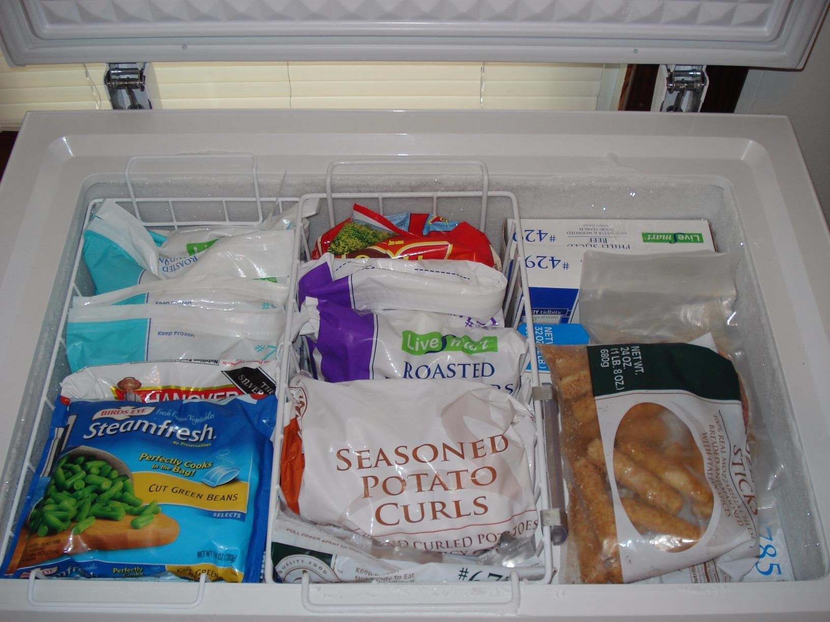 52/mo Finance RCA RFRF472 RFRF470AMZ, 7.0 cu. ft. Chest Deep