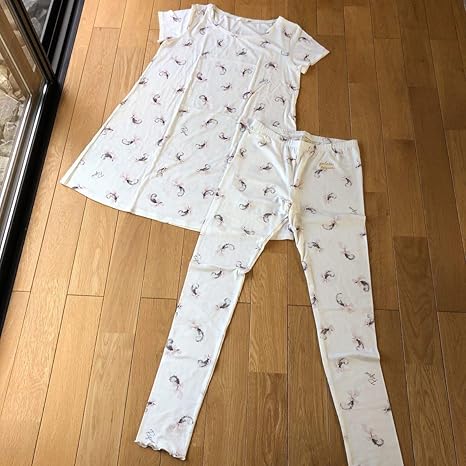 Amazon Co Jp ジェラートピケ フェザー柄 ワンピース レギンス セット 半袖 17年 福袋 ルームウェア セットアップ ホビー