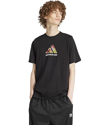 Amazon.com: adidas Mens FC Bayern Munchen Soccer FW22 Short Sleeve