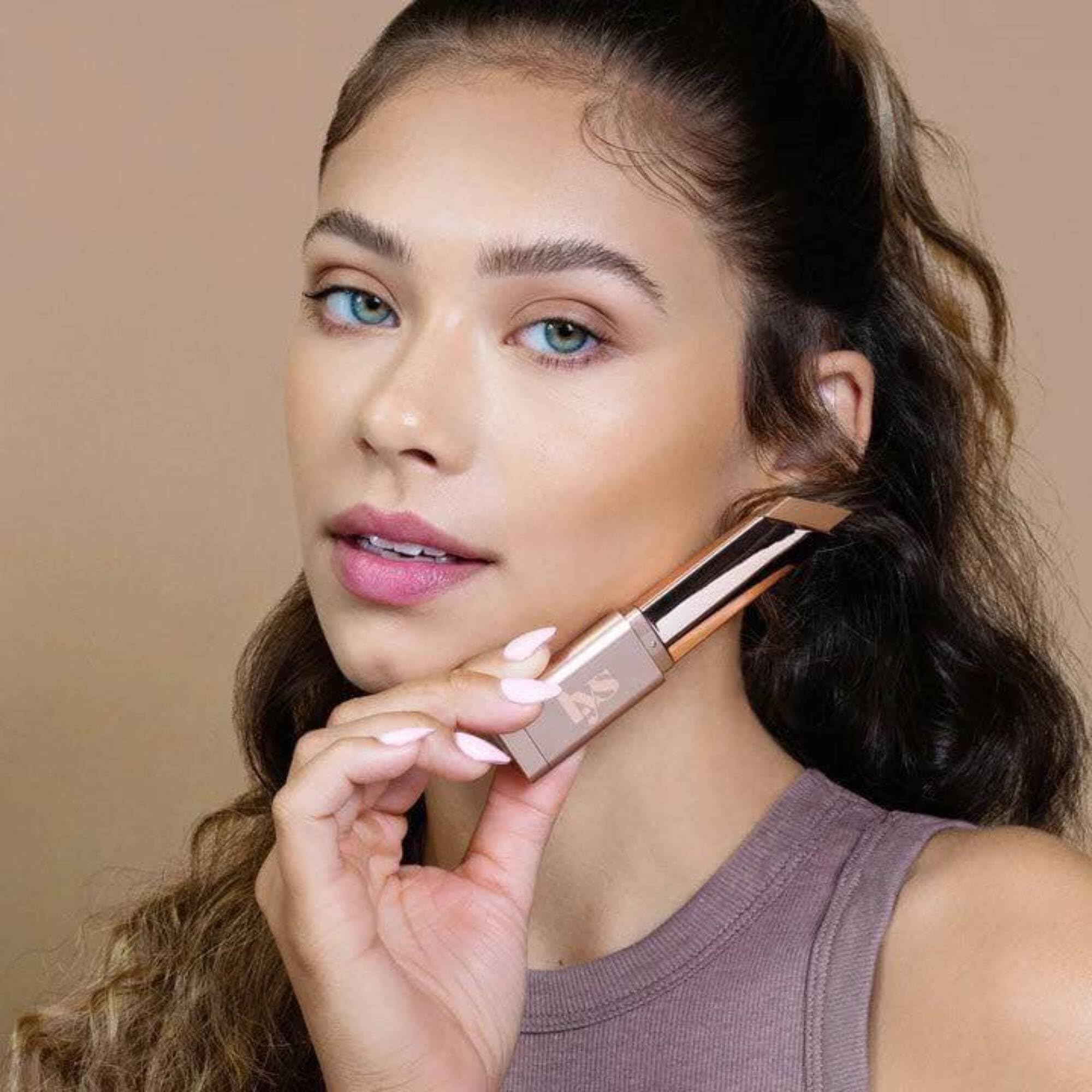 L.Y.S Beauty No Limits Cream Bronzer and Contour Stick - Color Harmony (25 oz / 7.1g)