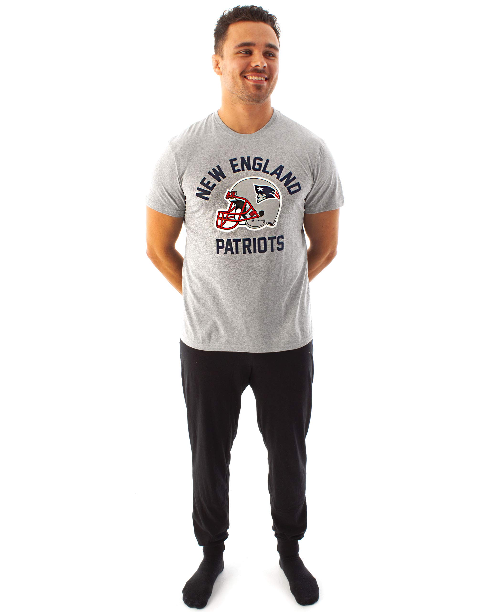 NFL Team New England Patriots Helmet Men's Pyjama T-Shirt & Lounge Pant Set Grey