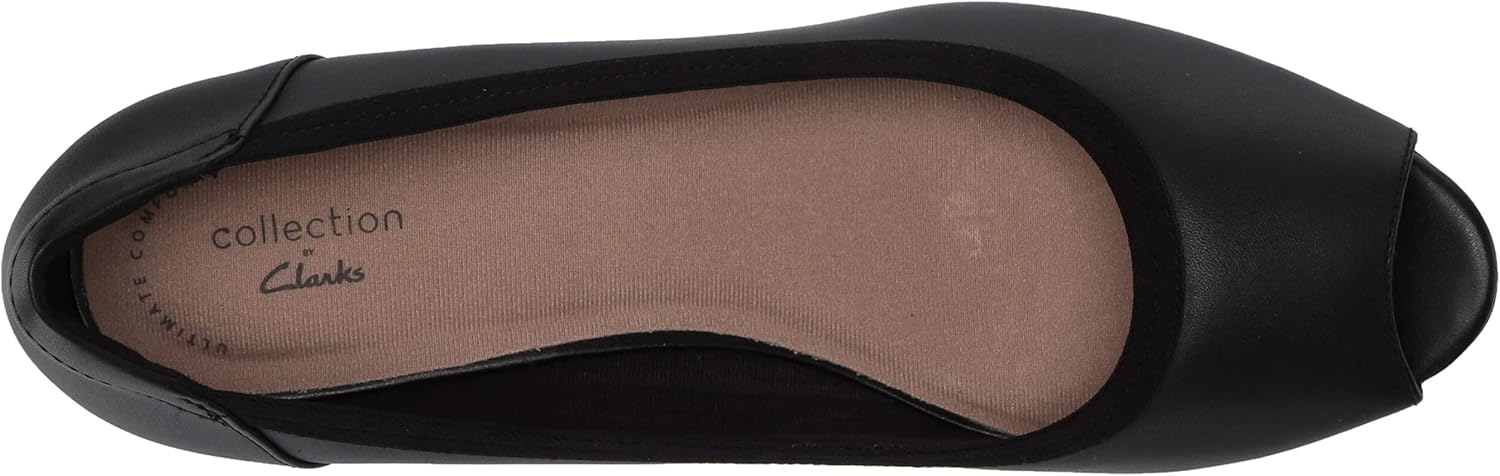 clarks mallory wedge pump