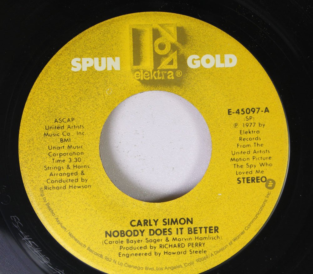  CARLY SIMON 45 RPM NOBODY DOES IT BETTER / YOU BELONG TO