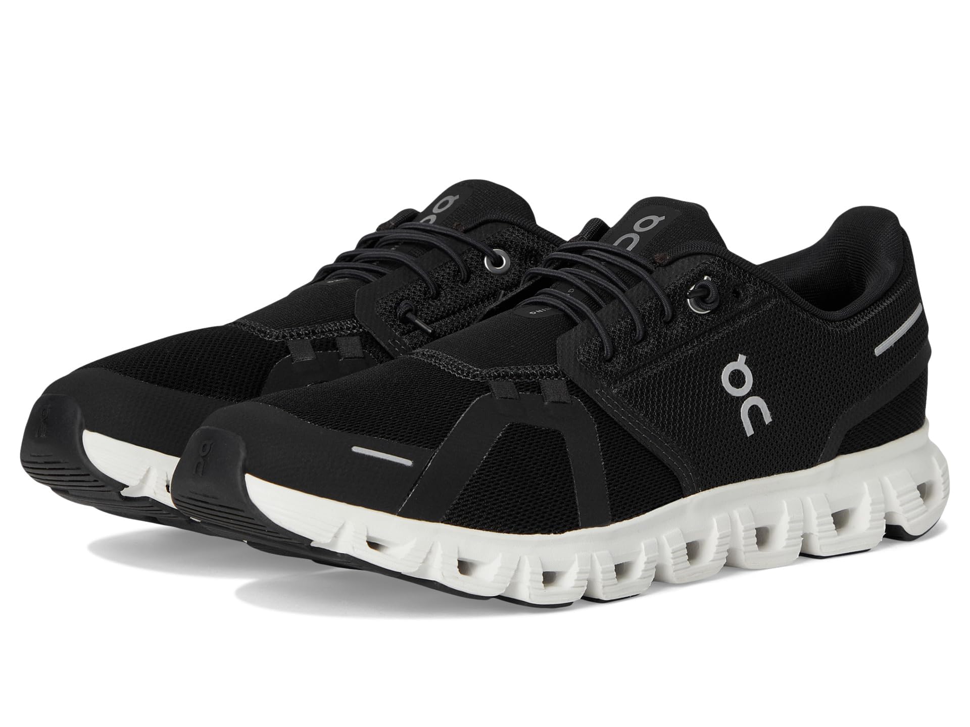 On Womens Cloud 6 Black/White 8.5 Wide Image