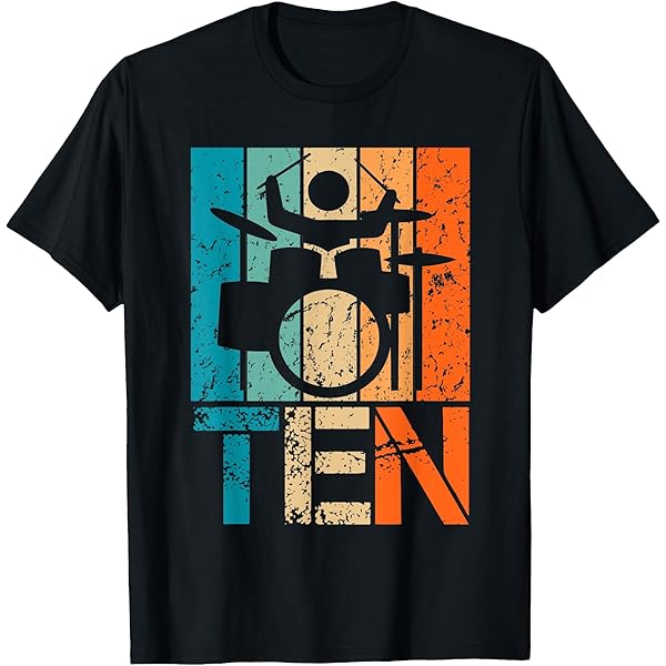 Amazon.com: The Clash - Black Market Clash T-Shirt