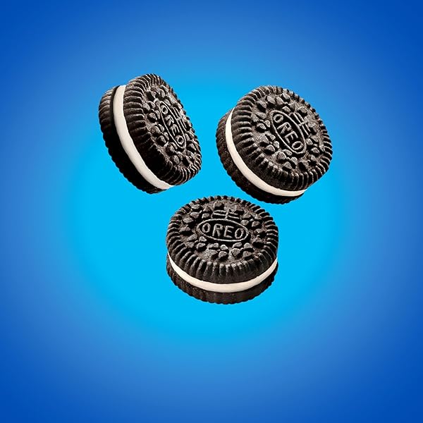 OREO HOLIDAY ADVENTURE STORYBOOK STOCKING STUFFER, 2-1 OZ SNACK PACKS OF OREO MINI CHOCOLATE SANDWICH COOKIES