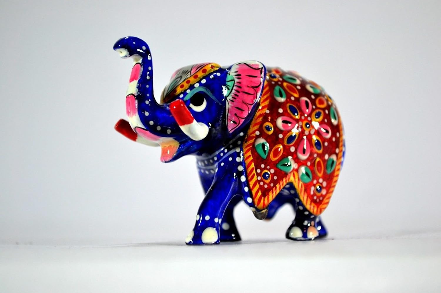 Amazon Com Craftvatika Elephant Figurine India Gorgeous Elephant Decor Gift Lucky Animal Statues Home Kitchen