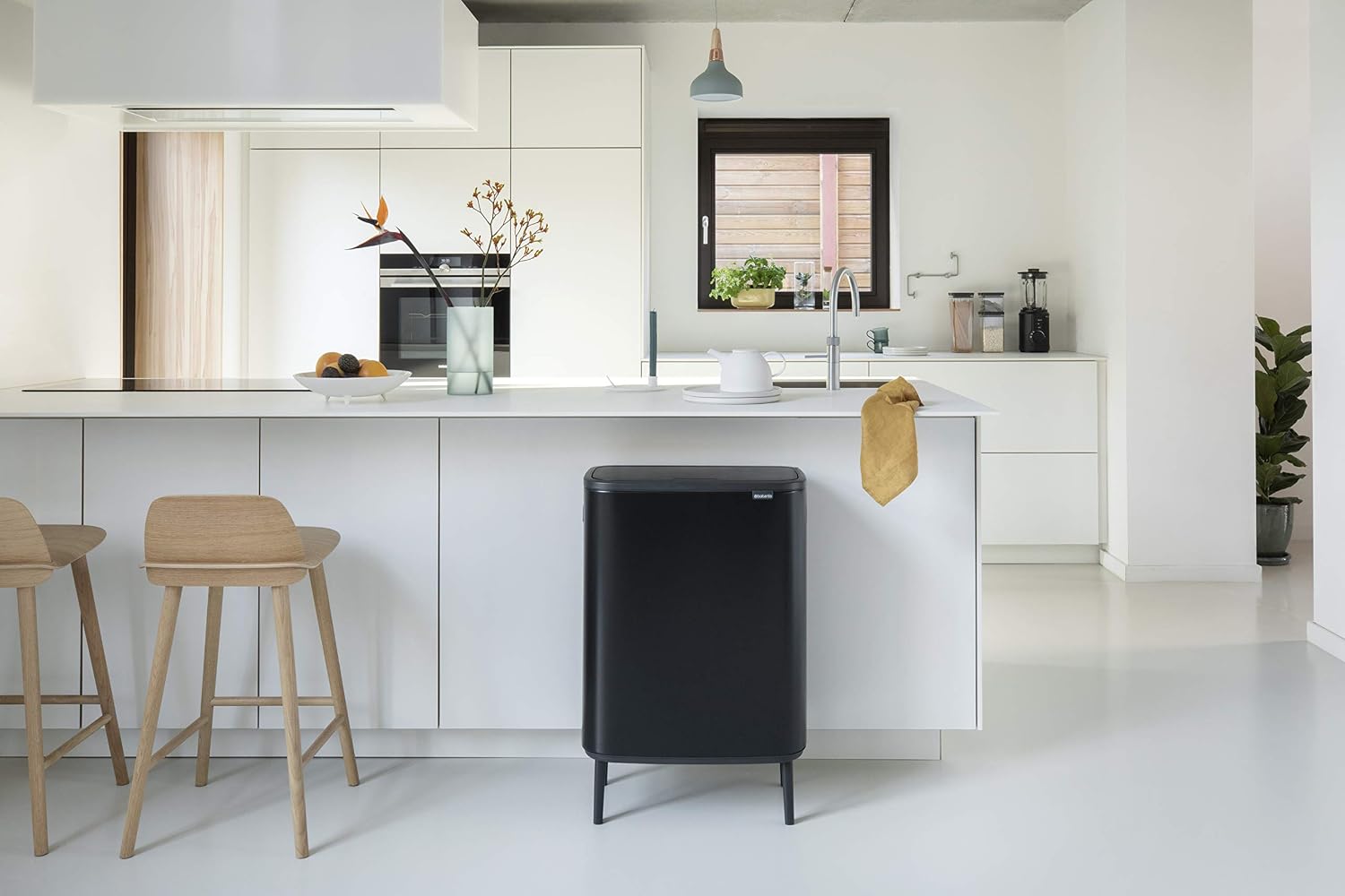 Brabantia Bo Touch Bin Hi - 60L Inner Bucket (Matt Black) Large Waste Kitchen Bin - Soft-touch, 1 inner bucket: 60 L - Image 5
