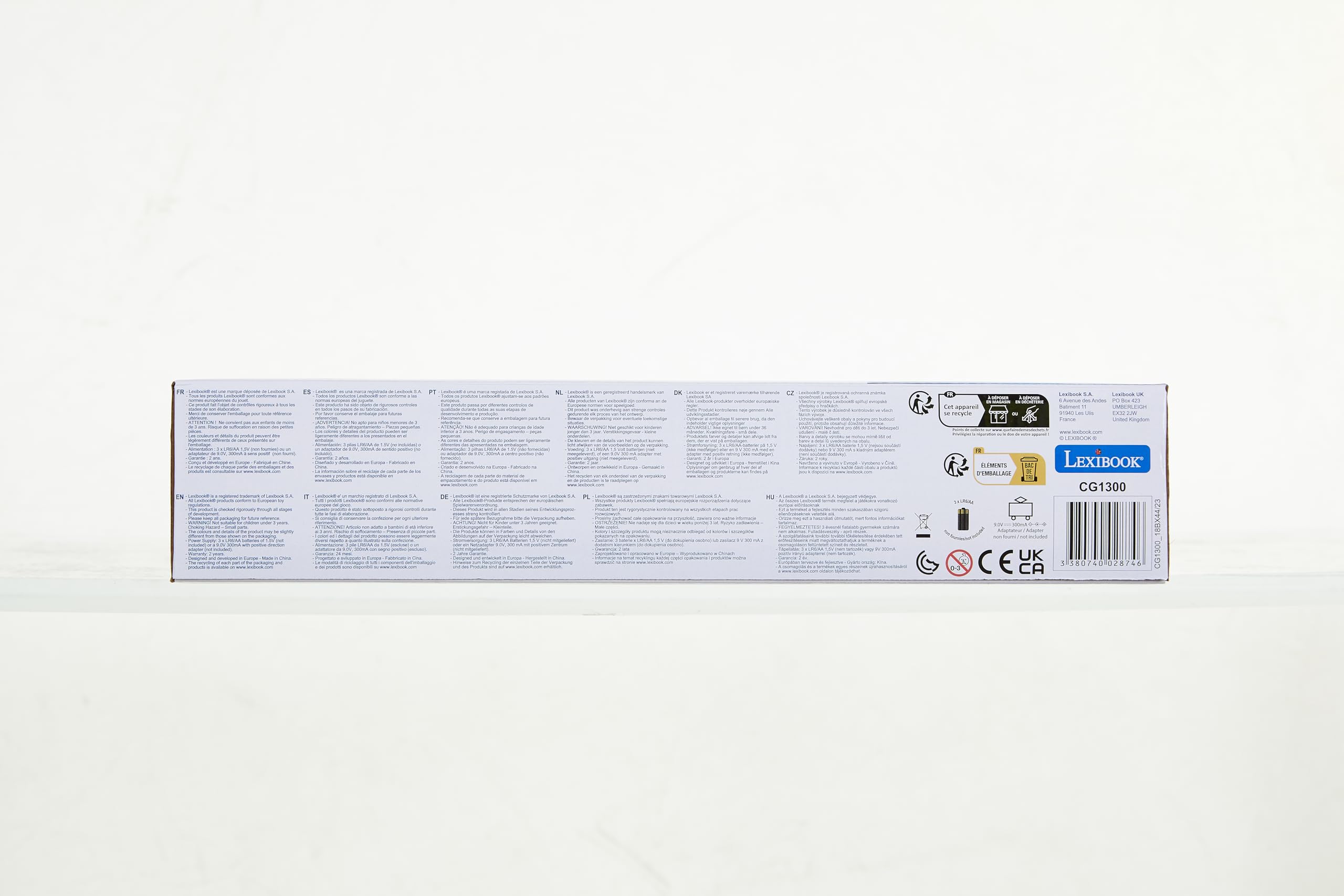 LEXiBOOK Chessman® Elite, Interactive Electronic Chess Game +, 64 Levels of Difficulty, LEDs, Family Child Board Game, Black/White, CG1300