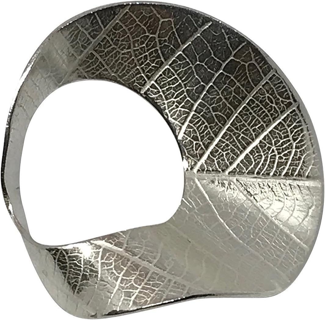 Leaf pendant