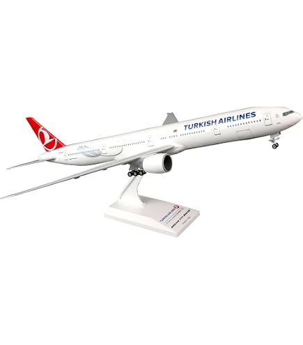 Amazon.com: Hasegawa 000023 1/200 Boeing 777-300ER Japanese