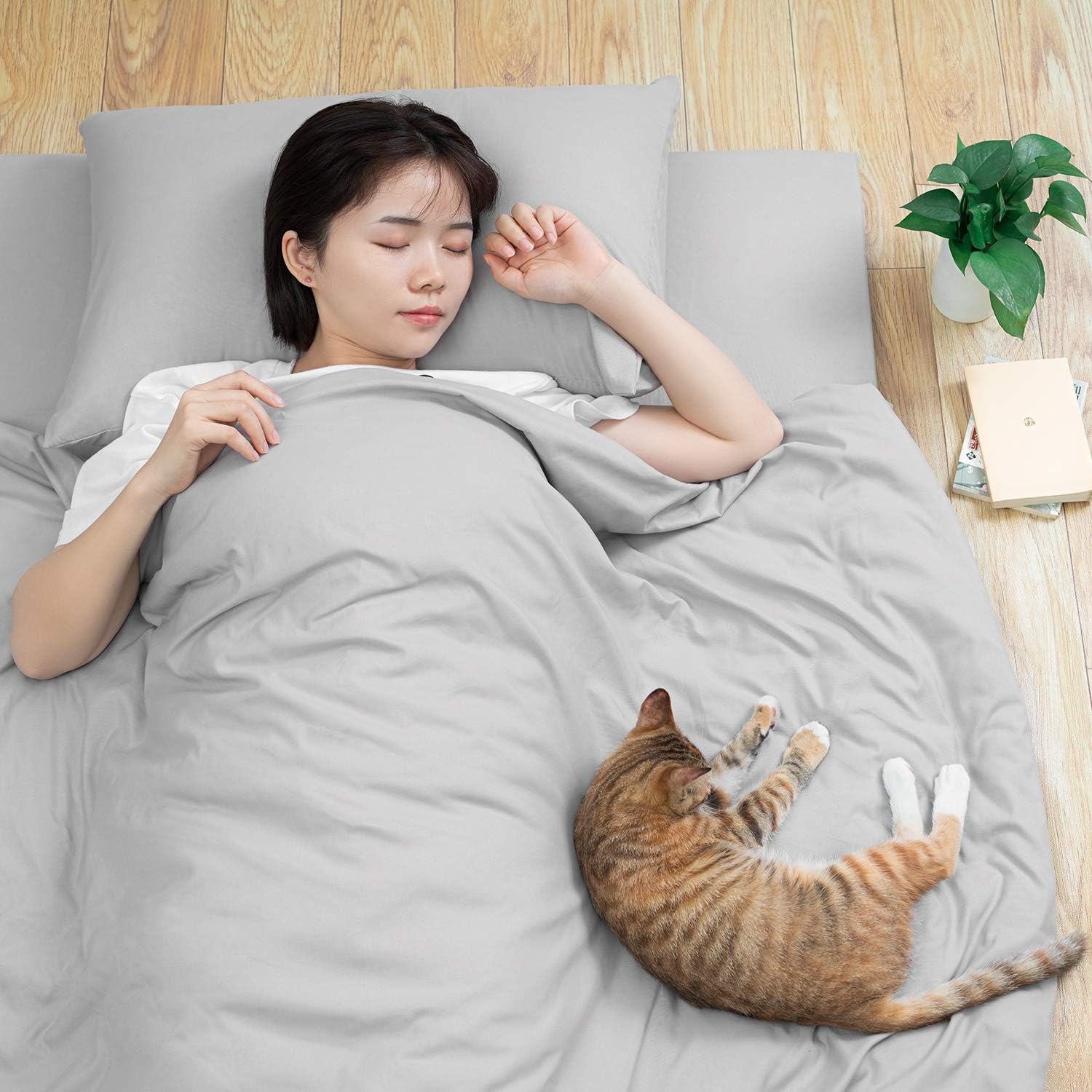 Amazon Bedstory 布団カバー 4点セット 和式寝具カバーセット布団用 無地 おしゃれ 四季適用 掛け布団カバー 敷き布団カバー 枕カバー 洗い替え速乾タイプ ピーチスキン加工 安い 防ダニ 抗菌防臭 高密度 ファスナー付き グレー セミダブル 125 210cm