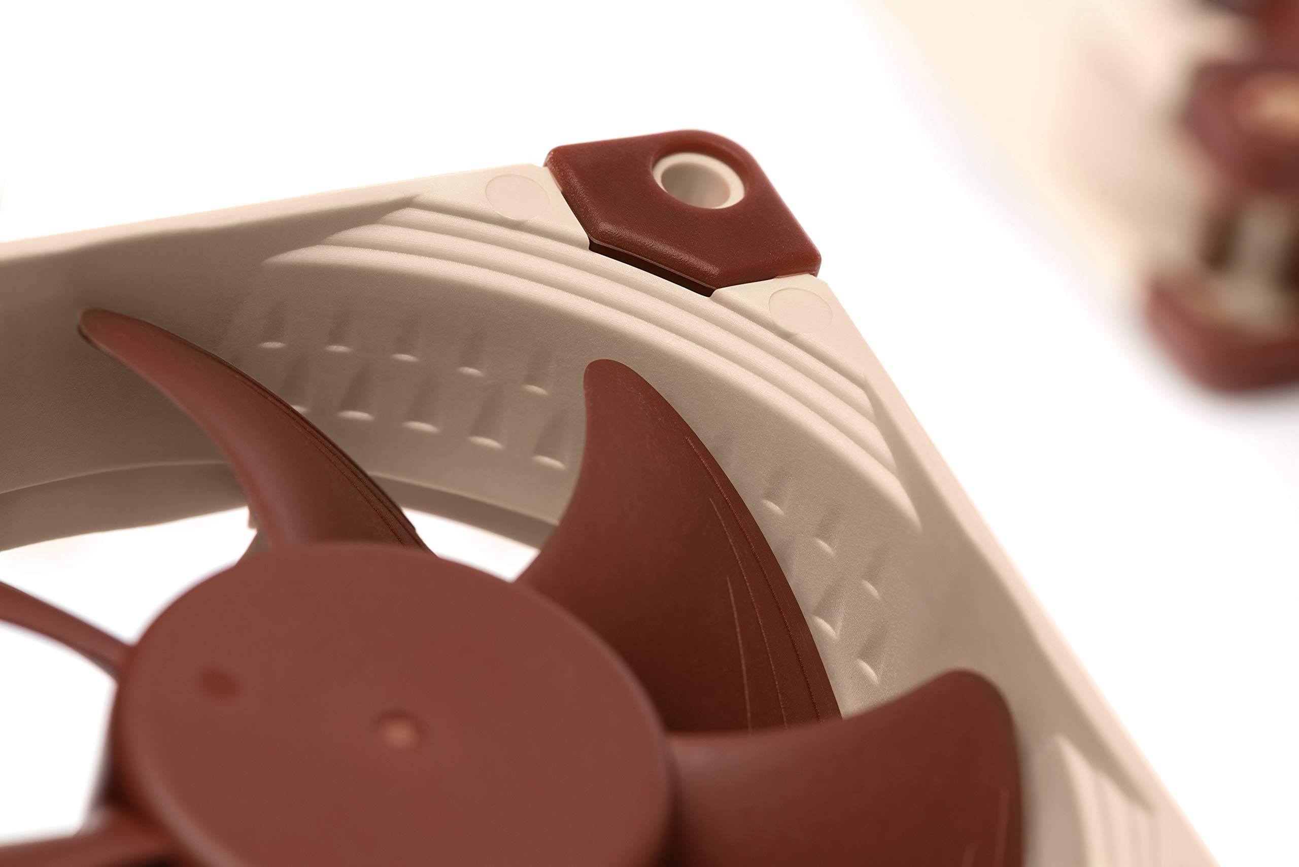 Noctua NF-A8 PWM, Premium Quiet Fan, 4-Pin (80mm, Brown)