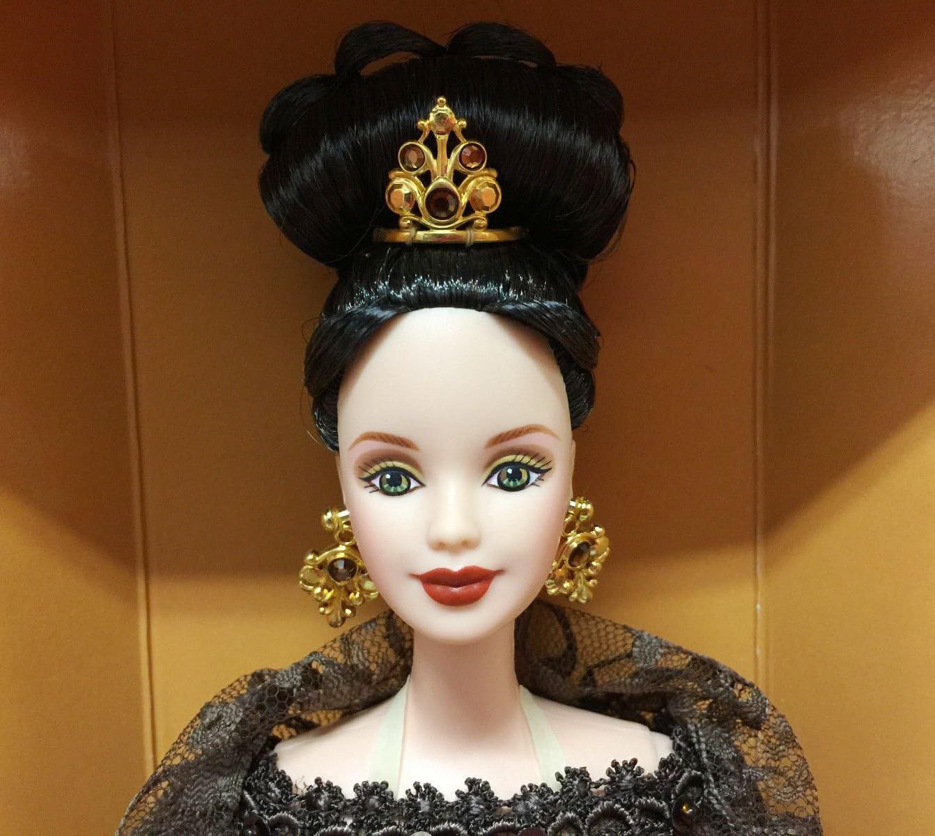 Amazon.com: Oscar de la Renta Barbie 
