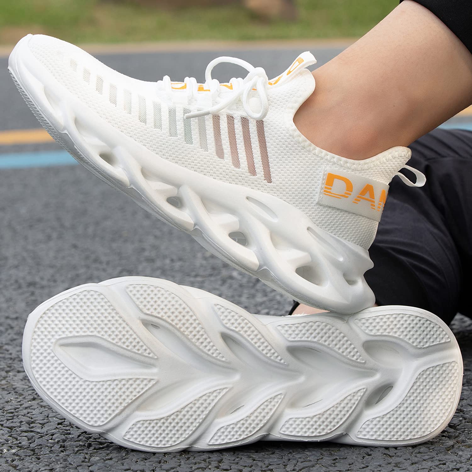 DANNTO Laufschuhe Herren Turnschuhe Damen Sneaker Leichte Atmungsaktiv rutschfeste Sportschuhe Gym Fitness Outdoor Schuhe Fashion Straßenlaufschuhe Weiß 38 2