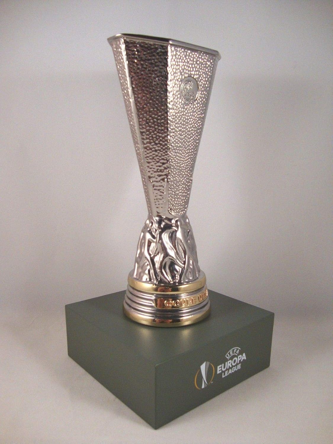 Europa League Uefa Pokal Auf Acryl Sockel Cup Trophy 150mm Fan Shop Fussball Ayurvedanetworkbhu Com