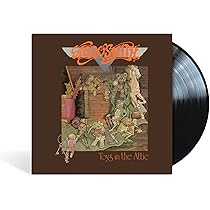 Toys In The Attic [LP]: Amazon.com.br: CD e Vinil
