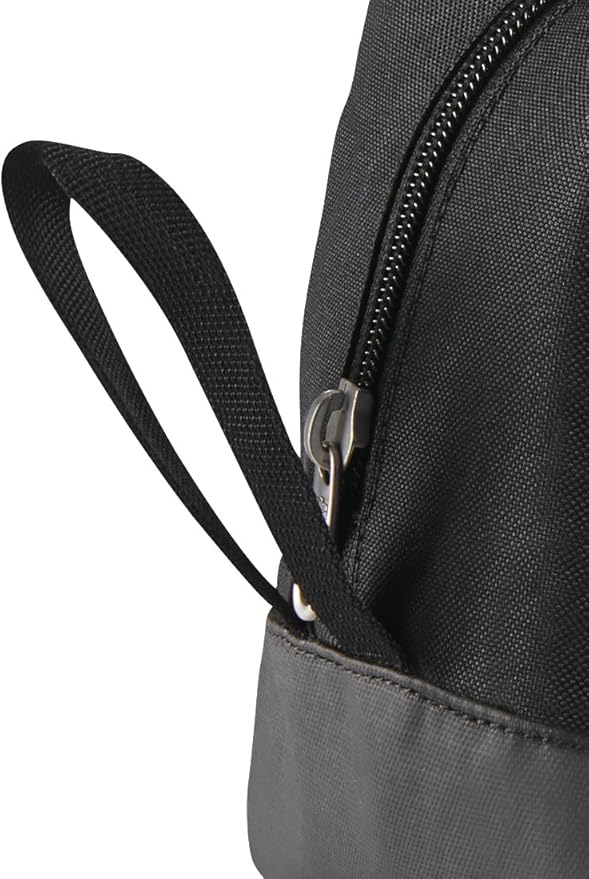 nike club team swoosh toiletry bag