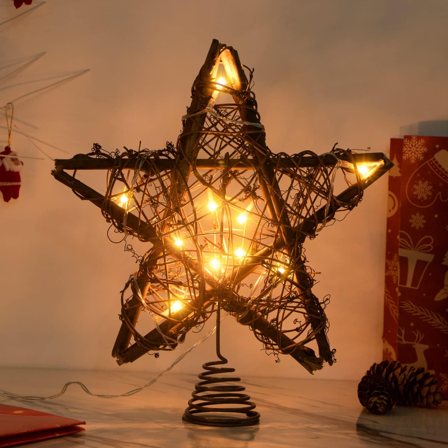 Tree Toppers - Christmas Star Tree Topper with 10 LED Lights, Rattan Rustic Christmas Tree Topper for Holiday Party Christmas Tree Decorations