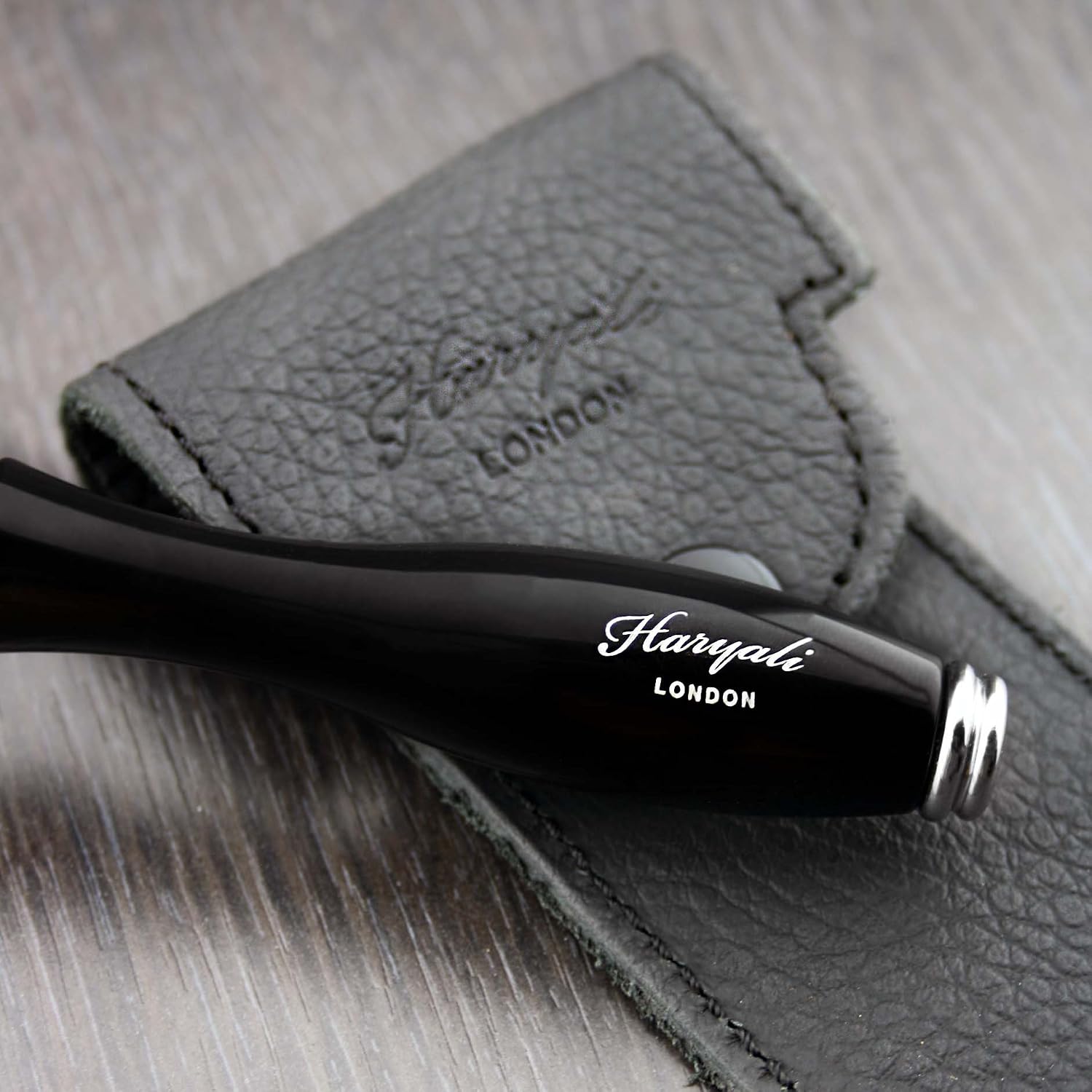 Haryali London, Double Edge Safety Razor with Leather Pouch, Reusable Travel Safety Razor for Men & Women - Image 4