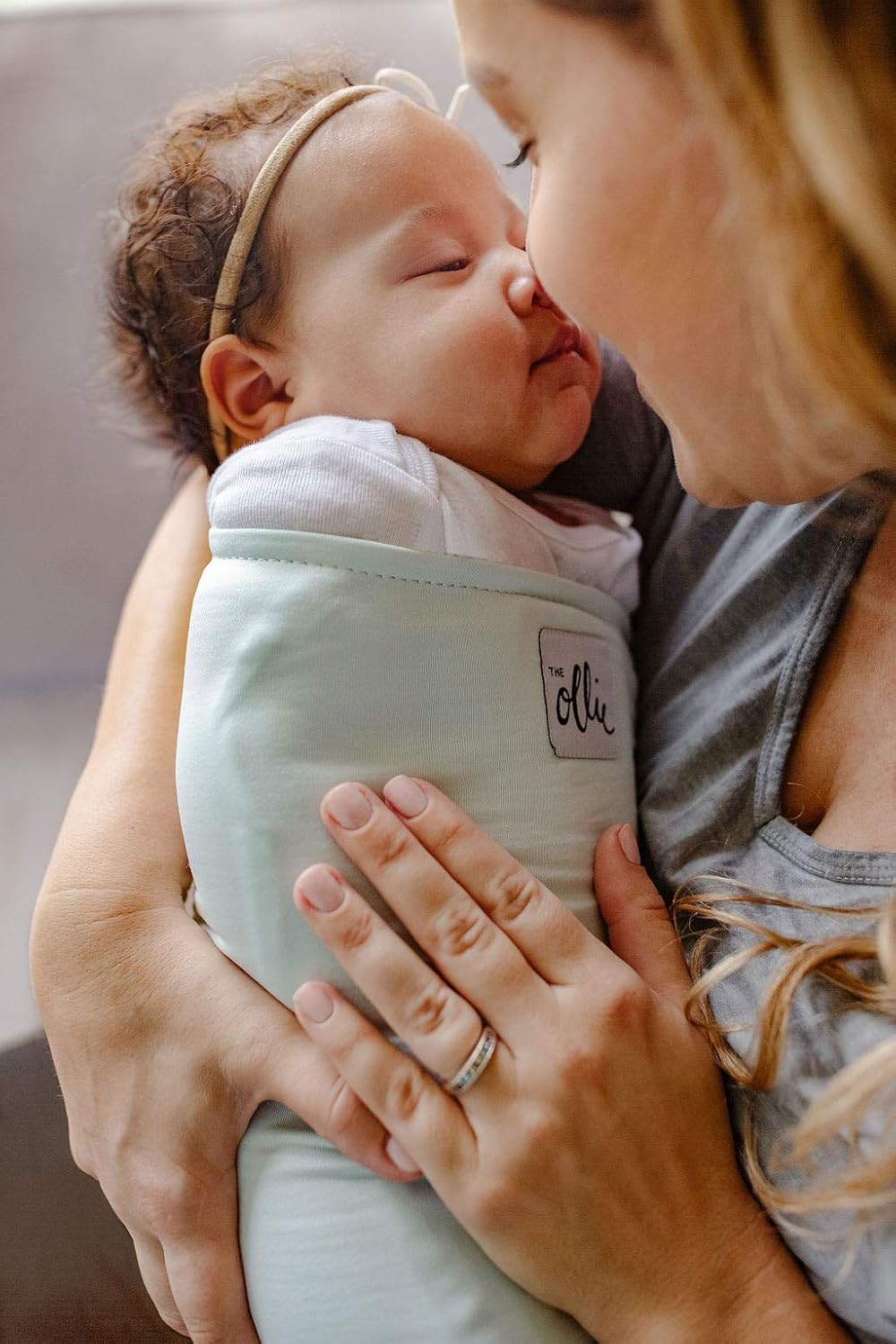 ollie swaddle canada