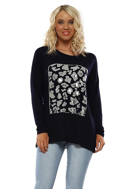 Navy blue long sleeves t shirt cover bottom