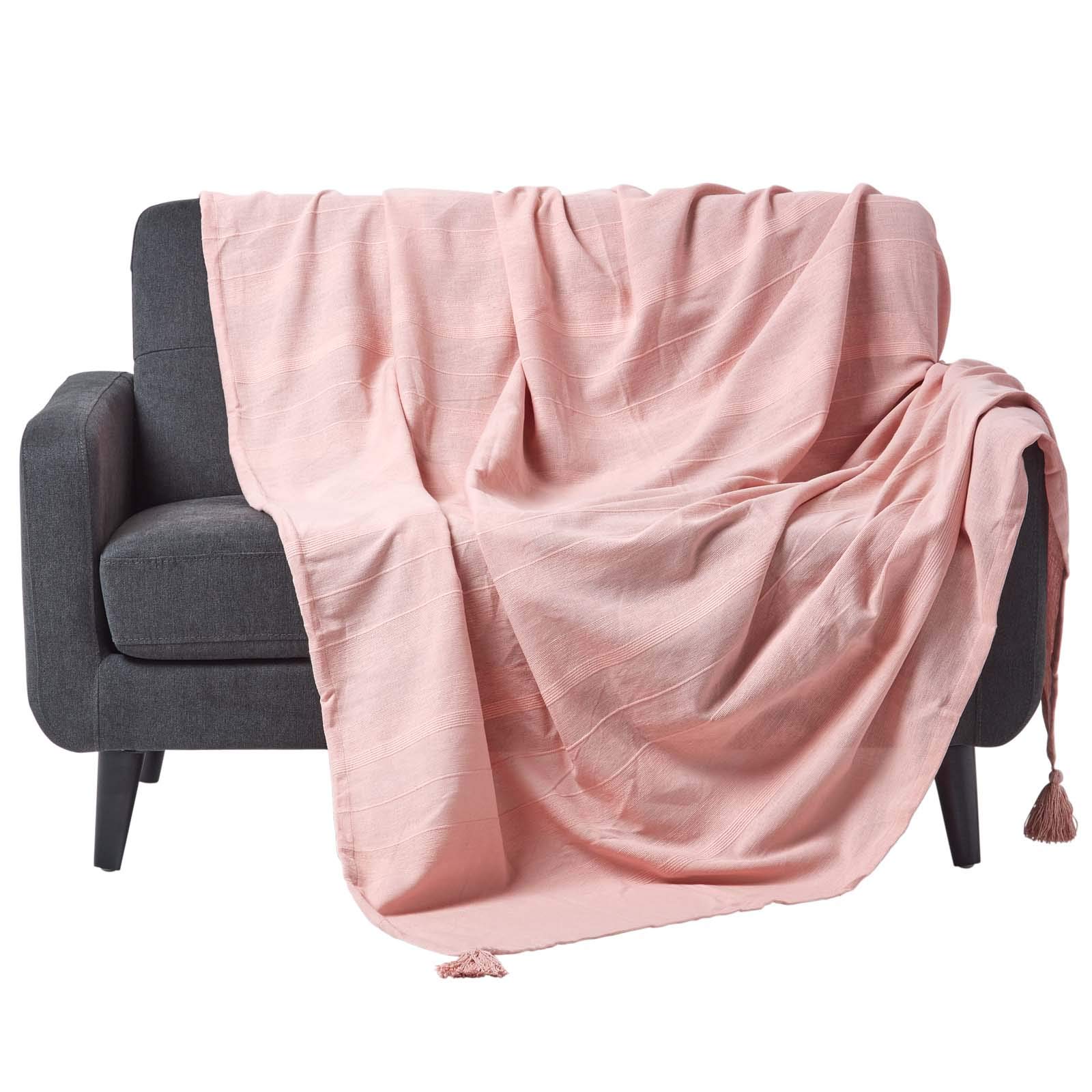 HOMESCAPES - Rajput Ribbed Throw/Bedspread - 150 x 200 cm (60 x 80 Inches) - Plain Pink - Handmade 100% Cotton - Suitable for most 1 Seater Sofas and Single beds - Easy care washable at home
