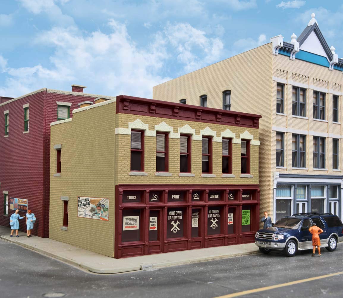 Walthers Trainline Midtown Hardware