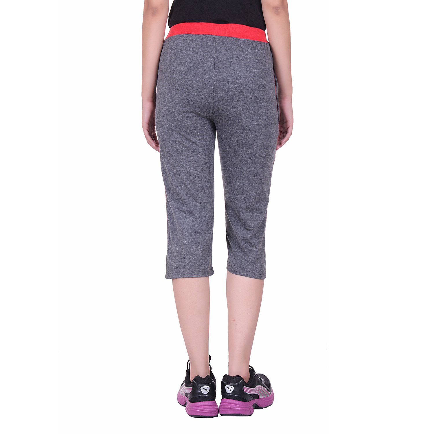 dfh women's relaxed fit capris