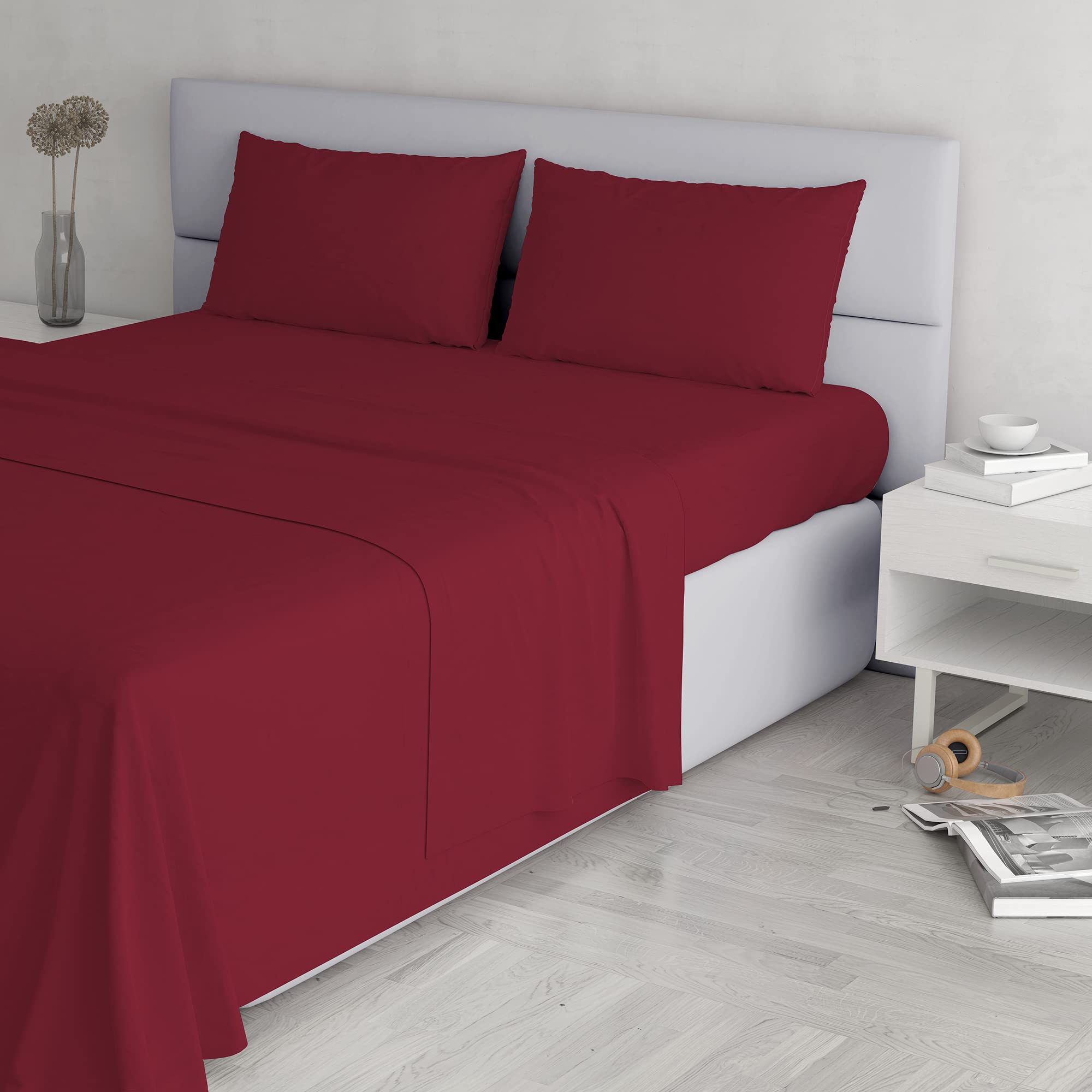 Italian Bed Linen Elegant Bed Linen Set (Flat 250x300, Fitted Sheet 170x200cm+2 Pillowcases 52x82cm), Bordeaux, DOUBLE